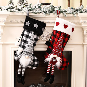 TC Wholesale Christmas Supplies - Chaussettes de Noël en velours à carreaux pour la décoration de la maison, ornement de fête, cadeau pour enfant, chaussette de Noël - Product Image 2