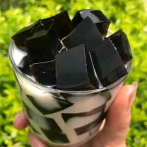 Jalea de Hierba Negra Clásica en Polvo, Preparación Instantánea, Jalea Herbal para Uso en Supermercados y Servicios de Alimentación - Product Image 1