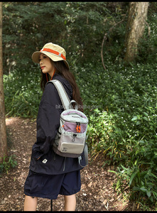 Sac à dos <span class=keywords><strong>de</strong></span> <span class=keywords><strong>randonnée</strong></span> sportif décontracté imperméable en polyester <span class=keywords><strong>grande</strong></span> capacité <span class=keywords><strong>20</strong></span>-35L pour toutes les saisons - Product Image 2