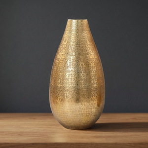 AK Brass Modern, florero decorativo de metal dorado martillado más vendido para mesa, decoración del hogar, Oficina - Product Image 1