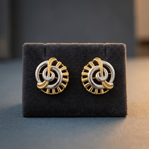 Boucles d'oreilles classiques en or jaune véritable 22 carats pour femmes, clous de piercing en or pur de qualité supérieure, adaptés à un usage quotidien avec un design intemporel - Product Image 3