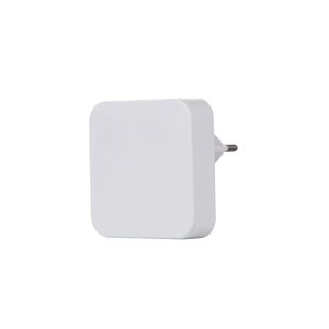 Veilleuse LED à brancher TAIKOO, boîtier ABS et abat-jour givré en PE, veilleuse murale carrée pour chambre à coucher, escalier, couloir - Product Image 3