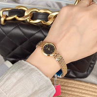 Mishali/Melissa Shake Sound Pop Populaire Grand Cadran Bracelet en Acier Agressif avec Diamant Cool Mode Montre Femme