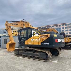 Korea Original Used Hyundai 220LC Crawler <b>Excavator</b> Low Hours 1.0m³ Bucket Capacity Second-Hand 220LC 225LC Excellent Condition - Product Image 2