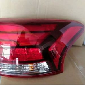 ไฟท้ายรถยนต์มิตซูบิชิ 16 Outlander (แบบโค้ง) ซ้าย 8330B131 ขวา 8330B132 - Product Image 4
