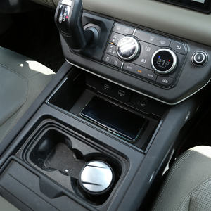 Para Land Rover Defender 110 2020-2025 Car Styling ABS negro coche almacenamiento Central reposabrazos caja de almacenamiento caja de teléfono accesorio de coche - Product Image 4