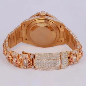 Montre classique à quartz avec pierres de moissanite étincelantes, conçue pour une résistance, un luxe et une précision de qualité supérieure - Product Image 2