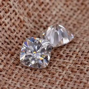 工場卸売 IGI認定 1カラット VVS ラボグロウン クッションカット カラーD ダイヤモンド エクセレントカット 貴重なジュエリー用 - Product Image 3