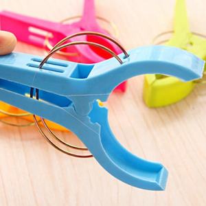 Clips pour serviettes <span class=keywords><strong>de</strong></span> <span class=keywords><strong>plage</strong></span> <span class=keywords><strong>de</strong></span> grande qualité, en plastique, pince pour couette, <span class=keywords><strong>pinces</strong></span> à linge durables, 12 pièces - Product Image 3