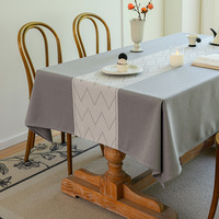 Nappe Aodu gris ardoise avec chemin de table intégré, motif chevrons, bord à franges, rectangulaire, pour décoration de salle à manger, vente en gros usine