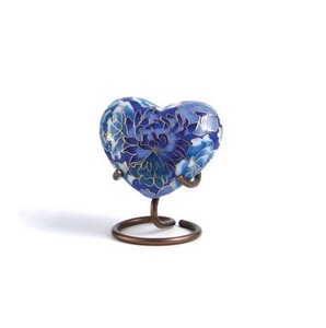 Urnes funéraires métalliques de style américain en forme de cœur, de haute qualité, les plus vendues, pour cendres humaines – Élégance Métallique - Product Image 5