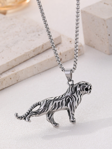 Collar con Colgante de <span class=keywords><strong>Tigre</strong></span> Rugiente de Acero Inoxidable para Hombre, Collar de Animal Salvaje 3D Oxidado con Cadena de Caja - Product Image 3