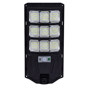 ไฟถนนโซลาร์เซลล์ LED 300W ABS IP65 ติดผนัง โมโนไซเซลล์ ได้รับการรับรองมาตรฐาน CE แสงขาว 6000K มุมลำแสง 120 องศา พร้อมรีโมทคอนโทรล รับประกัน 2 ปี - Product Image 1