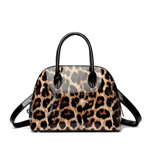 High-quality Durable PU Material Geometric Pattern Handbag with Rivet Decoration <b>Shoulder</b> <b>Strap</b> Anti-Theft Feature for Daily Use - Product Image 2