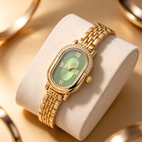 Montre-bracelet vintage pour femme, bracelet en acier inoxydable doré, cadran rouge, boîtier ovale avec strass, montre pour femme
