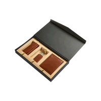 Coffrets cadeaux faits à la main avec aimant en carton de luxe pour portefeuilles de marque pour hommes et femmes Emballage doublé d'éponge mince de qualité supérieure Livraison gratuite