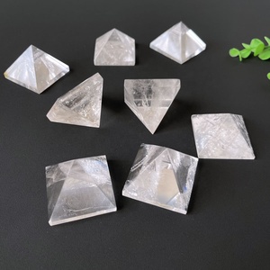 Pirámide de cristal curativo al por mayor Fengshui Reiki meditación espiritual cristal cuarzo pirámide de cristal - Product Image 4