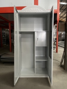 Produits en promotion : Armoire à 3 portes personnalisée pour vêtements - Product Image 6