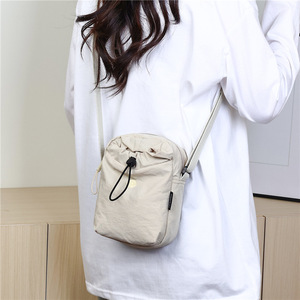 Water Bottle Bag Nylon Portable Mini Crossbody Shoulder Bag For Women Everyday Use Vertical Square Shape With Zipper Opening - Product Image 4