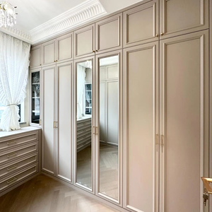 Balom personalizzabile moderno guardaroba francese durevole in legno Freestanding <span class=keywords><strong>cabina</strong></span> <span class=keywords><strong>armadio</strong></span> camera da letto con MDF <span class=keywords><strong>porte</strong></span> rivestite a <span class=keywords><strong>specchio</strong></span> - Product Image 1