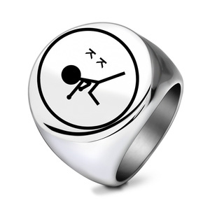 Bague pour homme en or 22 mm, motif sportif de dessin animé, design géométrique, bijou cadeau - Product Image 4