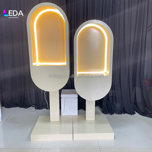 LEDA Novedad Moderna: Soporte Metálico Personalizable para Cabina Telefónica de Audio para Invitados de Boda - Product Image 1
