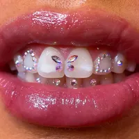 10 יח'\סט מכירה לוהטת שיניים יהלומי קישוט שונים בצורת צבע קריסטל אבן עופרת משלוח פרפר שן אבני חן
