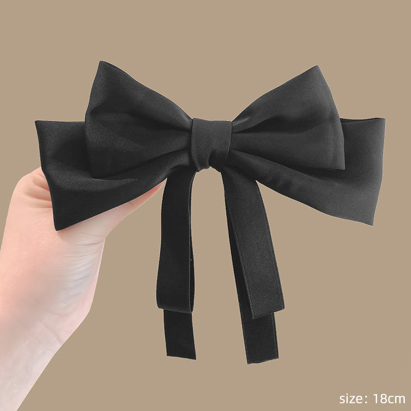 2 black bows