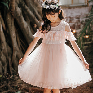 Produits innovants pour l'importation : Nouvelle robe rose en dentelle occidentale pour filles, directement de l'usine chinoise - Product Image 3