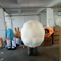 Mouton de dessin animé mignon personnalisé en usine modélisation 3D mousse sculptant mascotte utilisée accessoire de marche promotionnel pour le produit