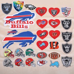 Эксклюзивные нашивки с логотипом команды NFL в форме сердца для Philadelphia Eagles Kansas cheakers Las Vegas Raiders Los Angeles charges - Product Image 3