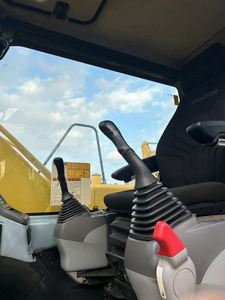 บุ้งกี๋รถขุดขนาดเล็ก Komatsu PC110 ได้รับการรับรองมาตรฐาน CE น้ำหนัก 11 ตัน เครื่องจักรอุตสาหกรรมจากญี่ปุ่น พร้อมเครื่องยนต์ Cummins และชิ้นส่วนปั๊มหลัก - Product Image 4