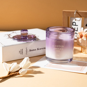 Bougie parfumée luxueuse et écologique en verre à la lavande pour cadeaux féminins et décoration intérieure - Product Image 3