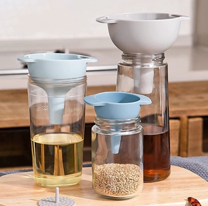 Utensílios de Cozinha: Conjunto de Funis de Plástico de Grau Alimentício 4 em 1 para Óleo e Vinho, Funis Pequeno, Médio e Grande com Coador Removível - Product Image 5