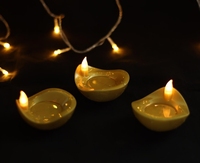 Nouveauté Deepavali Festival Décoration Diwali Lampe à huile à lumière LED Capteur d'eau flottant Bougie artificielle sans flamme Diya