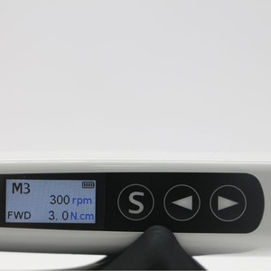 Moteur endodontique dentaire Ya Yida AYD-YEM2 alimenté par USB avec mode mémoire pour usage dentaire - Product Image 4