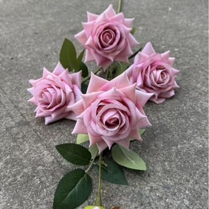 Fiore di Seta Artificiale Stile Europeo con Rami Alti, 4 Fiori e 1 Bocciolo, Decorazione Natalizia Ispirata allo Stile INS - Product Image 6