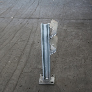 Barriera Stradale a Doppia Trave <span class=keywords><strong>W</strong></span> Zincata a Caldo di Alta Qualità, Prezzo Conveniente per Materiali di Costruzione Stradale - Product Image 3