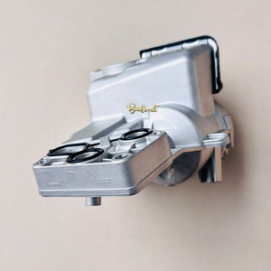 Nouvelles pièces de moteur de haute qualité, boîtier de filtre à huile 31338685 3285662 30684381 30788494 pour <span class=keywords><strong>Volvo</strong></span> S40 V50 S60 V60 XC60 XC70 C30 C70 - Product Image 4