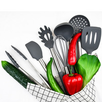 Vente en gros de 12 pièces d'accessoires de cuisine outils de cuisine ustensiles de cuisine Cocina ustensiles en silicone poignées en bois aliments état neuf