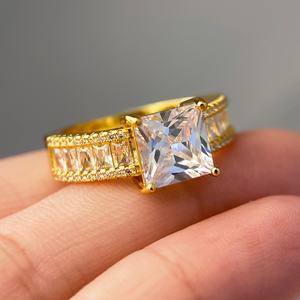 Anillo de Lujo para Mujer, Chapado en Oro de 18K, con Circonita Cúbica Brillante, Estilo Princesa, para Fiesta - Product Image 3