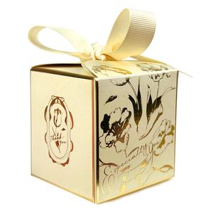 Elegante Caja de <span class=keywords><strong>Regalo</strong></span> con Diseño de Tulipán en Dorado y Beige, con Cinta, para Recuerdos de Boda, Regalos Navideños, Dulces, Empaque Decorativo de Alta Calidad - Product Image 1