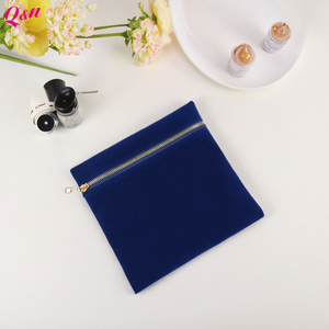 Organizador de productos electrónicos cosméticos de terciopelo personalizado, bolsa con dos cremalleras y logotipo - Product Image 2