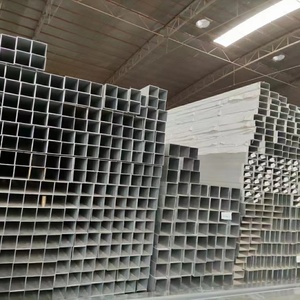 Tubes en aluminium extrudés creux carrés et rectangulaires personnalisés 6061 et 6063, polis pour une utilisation dans les tentes industrielles - Product Image 4