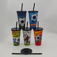 Nouvelle conception, logo personnalisé, motif de football, gobelet à eau 600/450 ml, grande capacité, matériau écologique, gobelet à paille monocouche