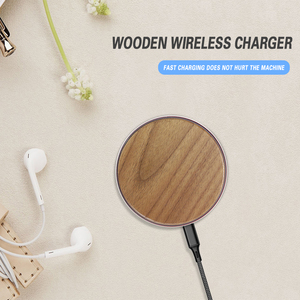 2025 nouvelle charge rapide 10W Portable bois bambou chargeur <span class=keywords><strong>sans</strong></span> <span class=keywords><strong>fil</strong></span> téléphone portable chargeur pour <span class=keywords><strong>iPhone</strong></span> <span class=keywords><strong>11</strong></span> - Product Image 4