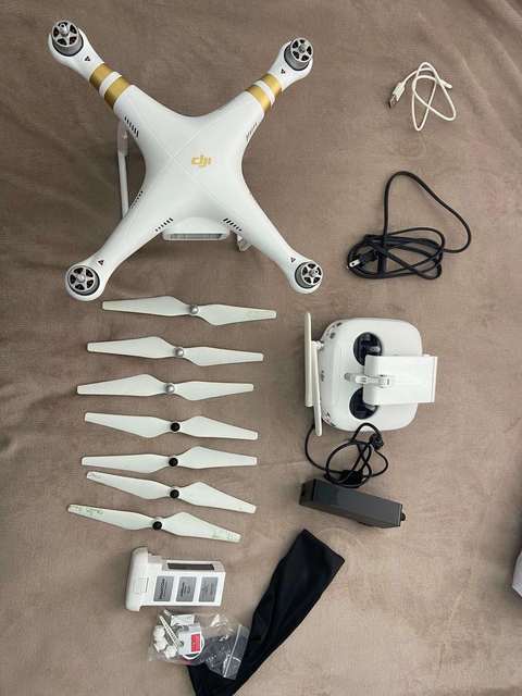 Wholesale Phantom 3 Standard Mini 4K Camera Quadcopter Drone with Remote Control and App Control Beginner-Friendly