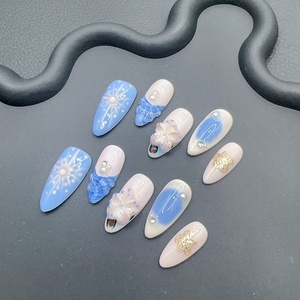 เล็บปลอมแบบกดติดลายดาวสไตล์ฝรั่งเศสสีขาวคุณภาพสูงขายดี วัสดุ ABS ยี่ห้อ Lunanail 10 ชิ้น - Product Image 1