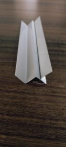 Nuevo y Económico Perfil de Esquina Plano para Techo con Espacio de Sombra - Product Image 6