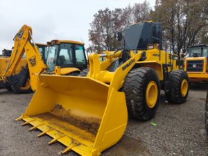 Cargador de ruedas KOMATSU de segunda mano, fabricado en China, maquinaria de movimiento de tierras de 20 toneladas con motor y cojinete originales - Product Image 6